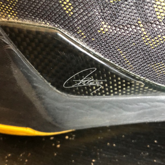 Curry 3 Black and Yellow - Picture 5 of 6